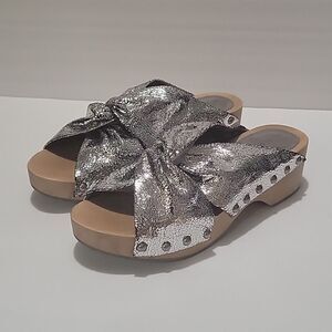 Kelsi Dagger Sprinter Metallic / Wood Sandals